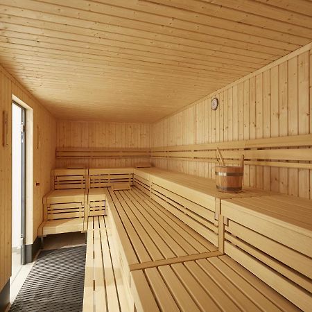 Reetland Am Meer - Premium Reetdachvilla Mit 3 Schlafzimmern, Sauna Und Kamin E05 Dranske Exterior foto