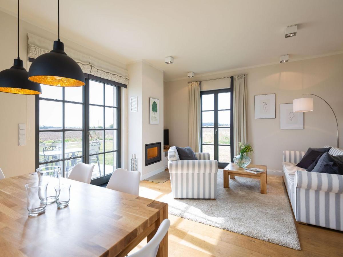 Reetland Am Meer - Premium Reetdachvilla Mit 3 Schlafzimmern, Sauna Und Kamin E05 Dranske Exterior foto