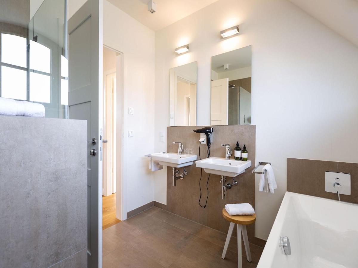 Reetland Am Meer - Premium Reetdachvilla Mit 3 Schlafzimmern, Sauna Und Kamin E05 Dranske Exterior foto